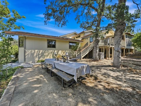 Photograph 31 of 3350 Mountain Oak Dr
